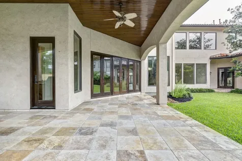 710 Pinehaven Drive Houston TX 77024
