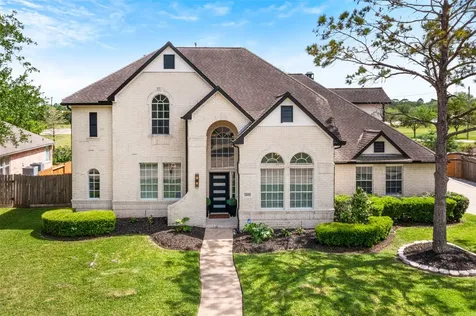 2855 Everett Drive Friendswood TX 77546