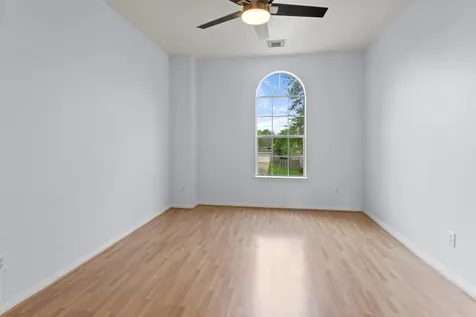 2855 Everett Drive Friendswood TX 77546