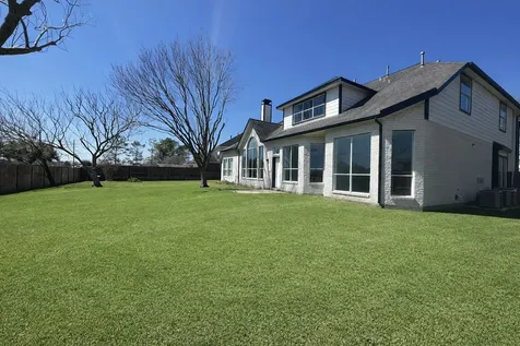 2855 Everett Drive Friendswood TX 77546