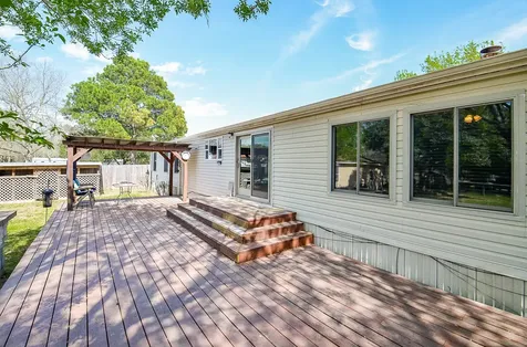 5440 W 7th Street Sheridan TX 77475