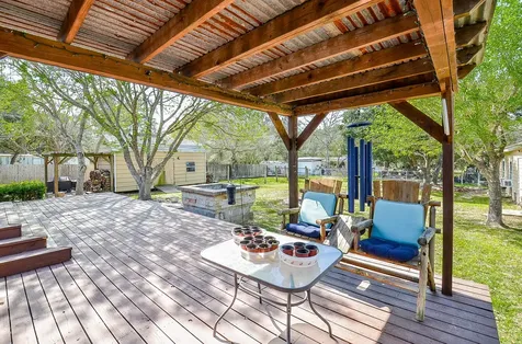 5440 W 7th Street Sheridan TX 77475