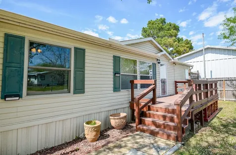 5440 W 7th Street Sheridan TX 77475
