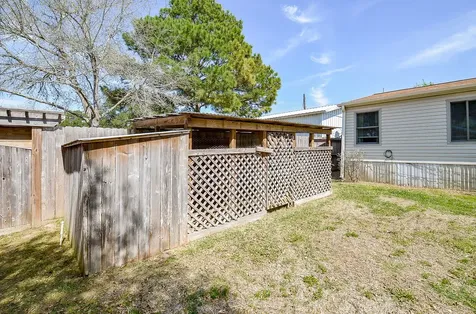 5440 W 7th Street Sheridan TX 77475