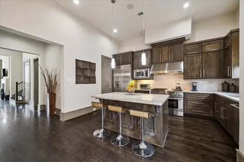 1416 Lake Pointe Parkway Sugar Land TX 77478