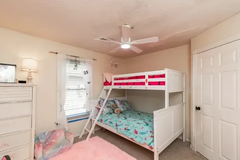 3748 Grant Avenue Groves TX 77619