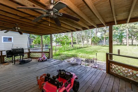 3748 Grant Avenue Groves TX 77619