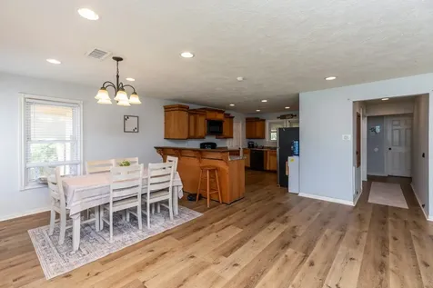 3748 Grant Avenue Groves TX 77619