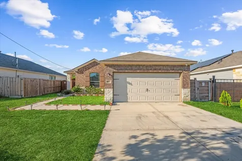 1585 Road 5102 Cleveland TX 77327