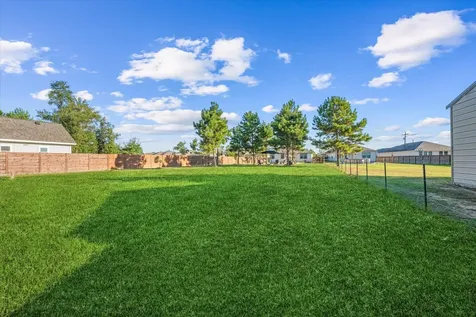 1585 Road 5102 Cleveland TX 77327
