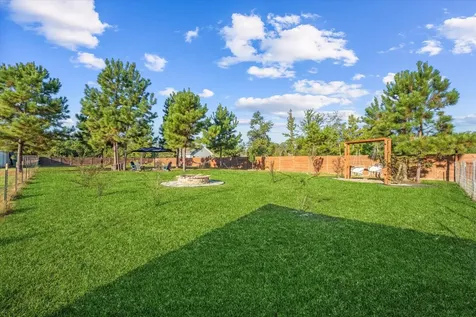 1585 Road 5102 Cleveland TX 77327