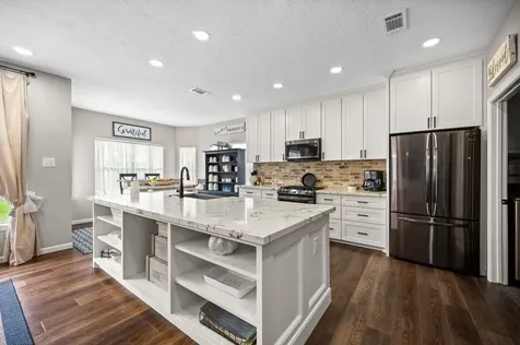 814 Legend Spring Drive Katy TX 77494