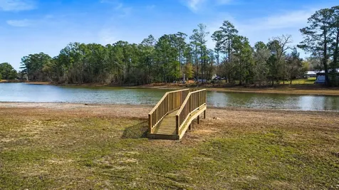 11759 W Hollyhill Drive Plantersville TX 77363