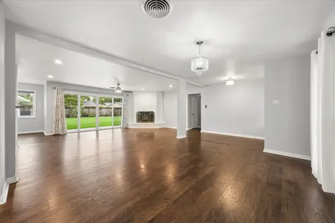 427 Biscayne Boulevard El Lago TX 77586