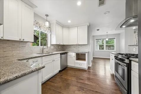 427 Biscayne Boulevard El Lago TX 77586