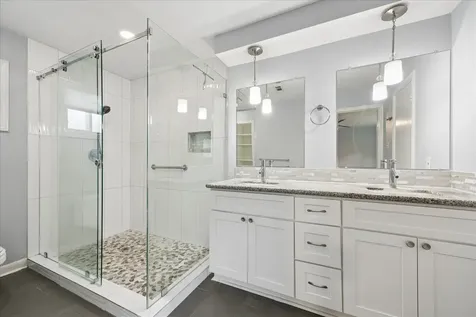 427 Biscayne Boulevard El Lago TX 77586