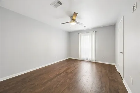 427 Biscayne Boulevard El Lago TX 77586