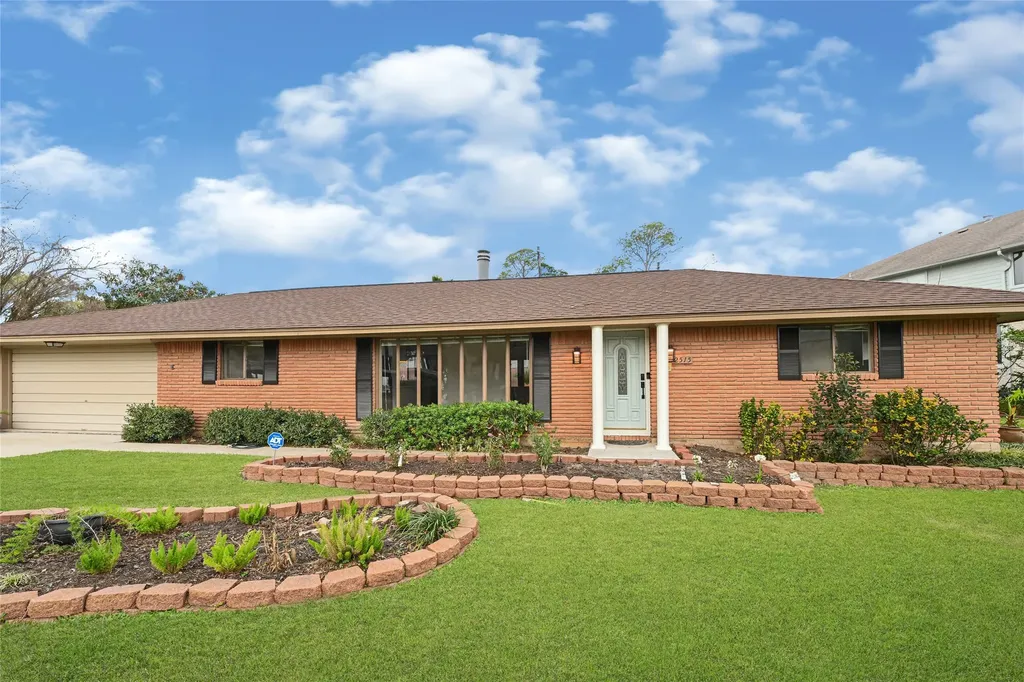 2515 Baycrest Drive Houston TX 77058