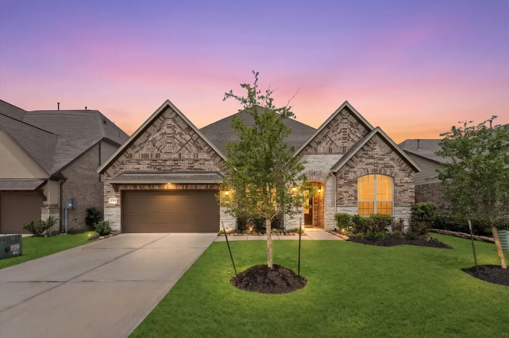 12616 Playa Cove Lane Texas City TX 77568