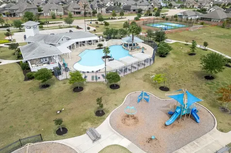 12616 Playa Cove Lane Texas City TX 77568