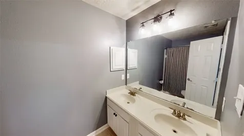 14427 Brighton Trace Lane Houston TX 77044
