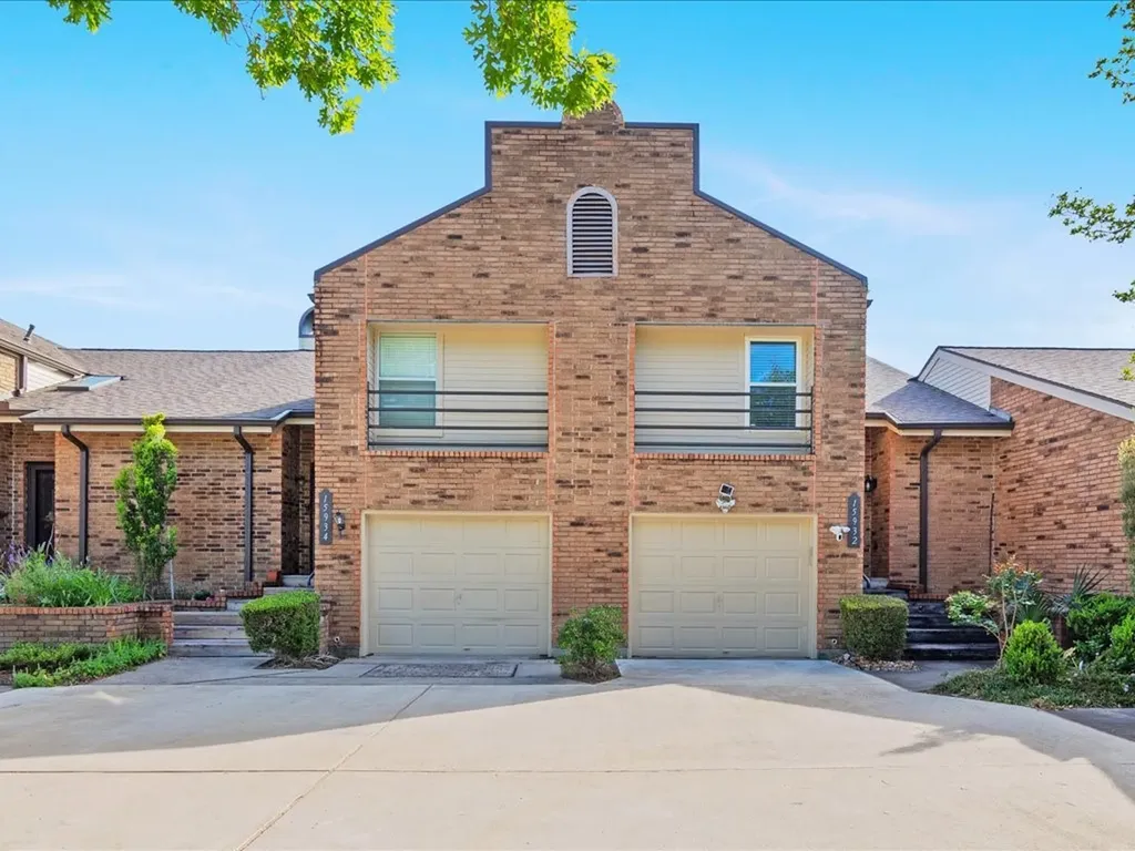 15932 Seahorse Drive 272 Houston TX 77062