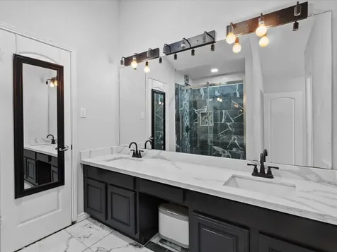 15932 Seahorse Drive 272 Houston TX 77062