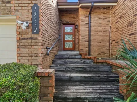 15932 Seahorse Drive 272 Houston TX 77062
