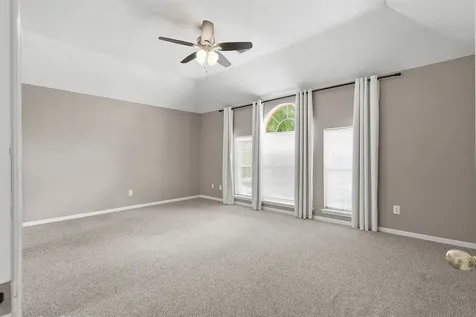 322 Welford Lane Highlands TX 77562
