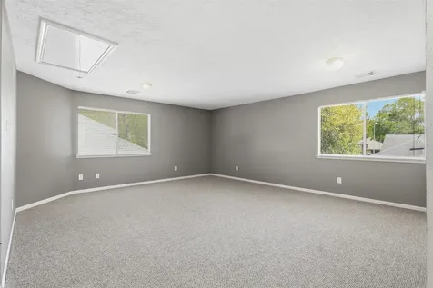 322 Welford Lane Highlands TX 77562