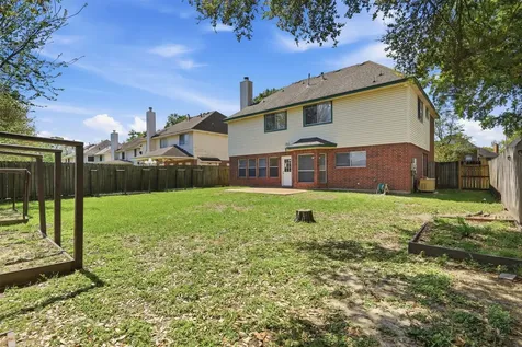 322 Welford Lane Highlands TX 77562