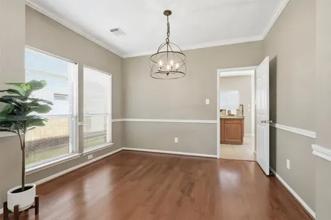 322 Welford Lane Highlands TX 77562