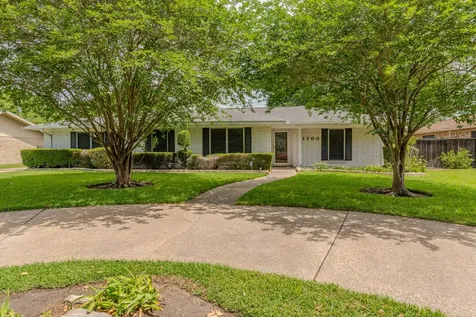 1700 N 30th Street Nederland TX 77627