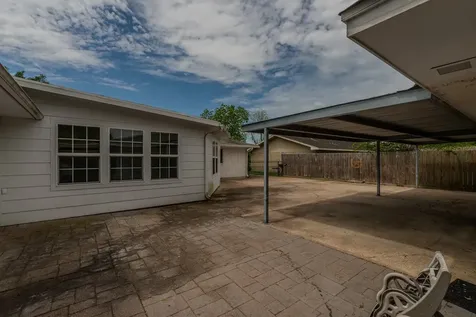 1700 N 30th Street Nederland TX 77627