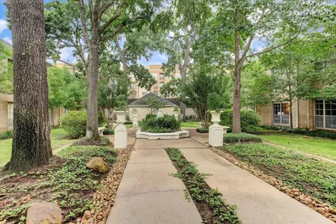 2600 Bellefontaine Street C22 Houston TX 77025