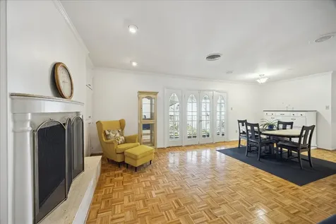 2600 Bellefontaine Street C22 Houston TX 77025