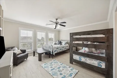 241 Tamana Drive Tiki Island TX 77554