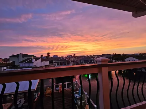241 Tamana Drive Tiki Island TX 77554