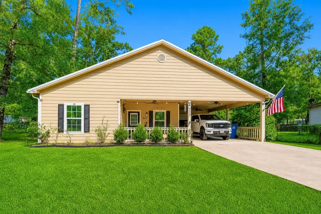 337 Windwood Drive Livingston TX 77351
