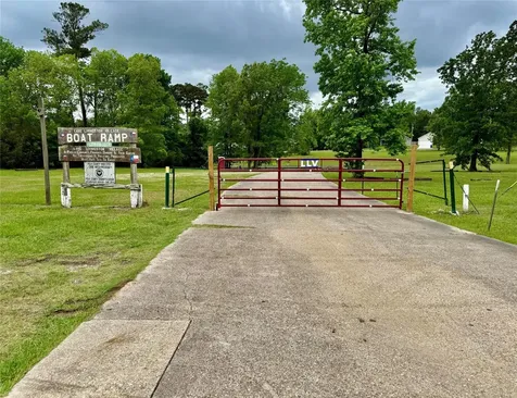 337 Windwood Drive Livingston TX 77351