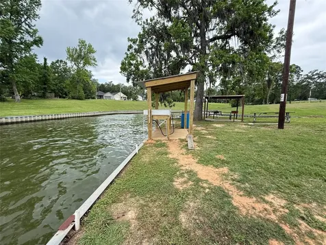 337 Windwood Drive Livingston TX 77351