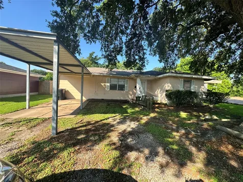 3639 5th Avenue Port Arthur TX 77642