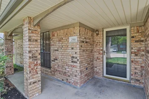 2511 Pecan Grove Court Pearland TX 77584