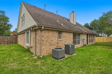 2511 Pecan Grove Court Pearland TX 77584