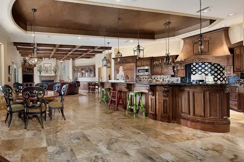 19 Hepplewhite Way The Woodlands TX 77382