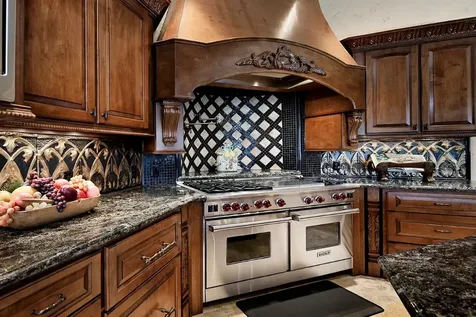 19 Hepplewhite Way The Woodlands TX 77382