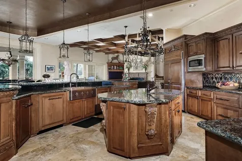 19 Hepplewhite Way The Woodlands TX 77382