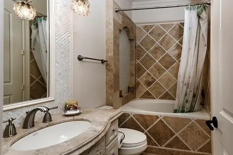 19 Hepplewhite Way The Woodlands TX 77382