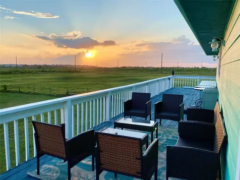 13108 John Reynolds Road Galveston TX 77554