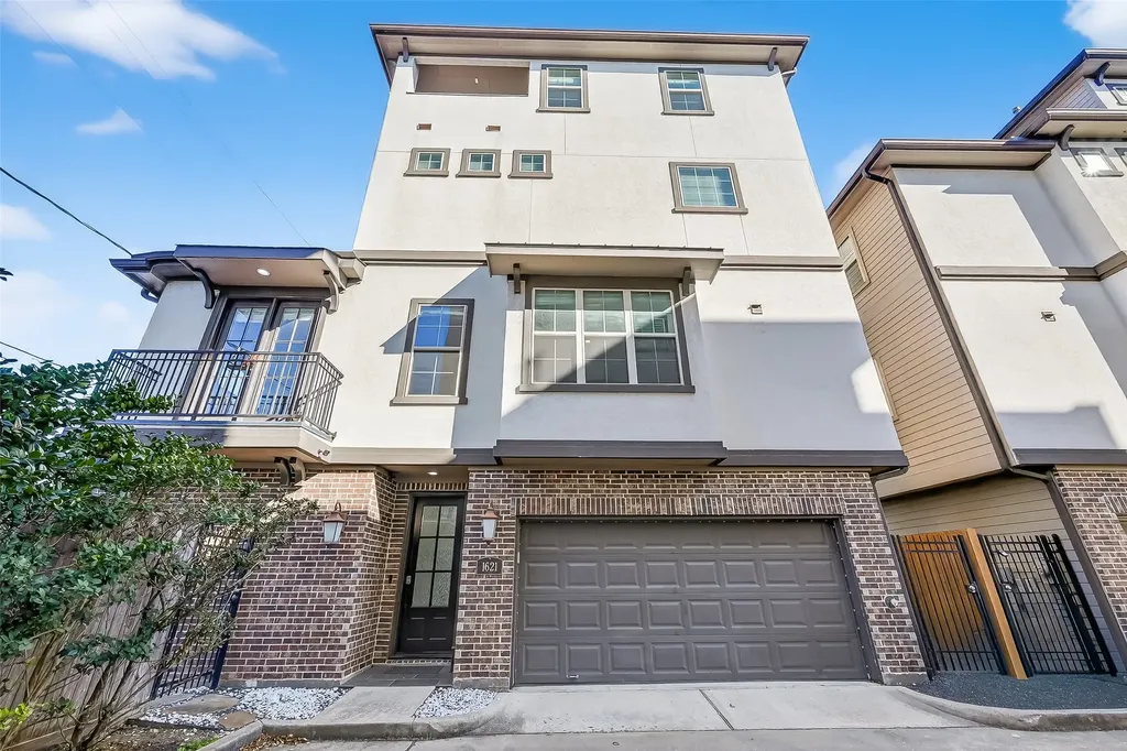 1621 Rosewood Street Houston TX 77004